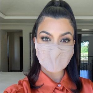 SKIMS Mask - Clay SOLD OUT ONLINE